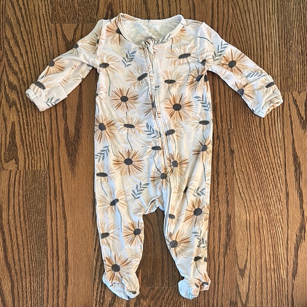 Caden Lane Daisy Pajamas